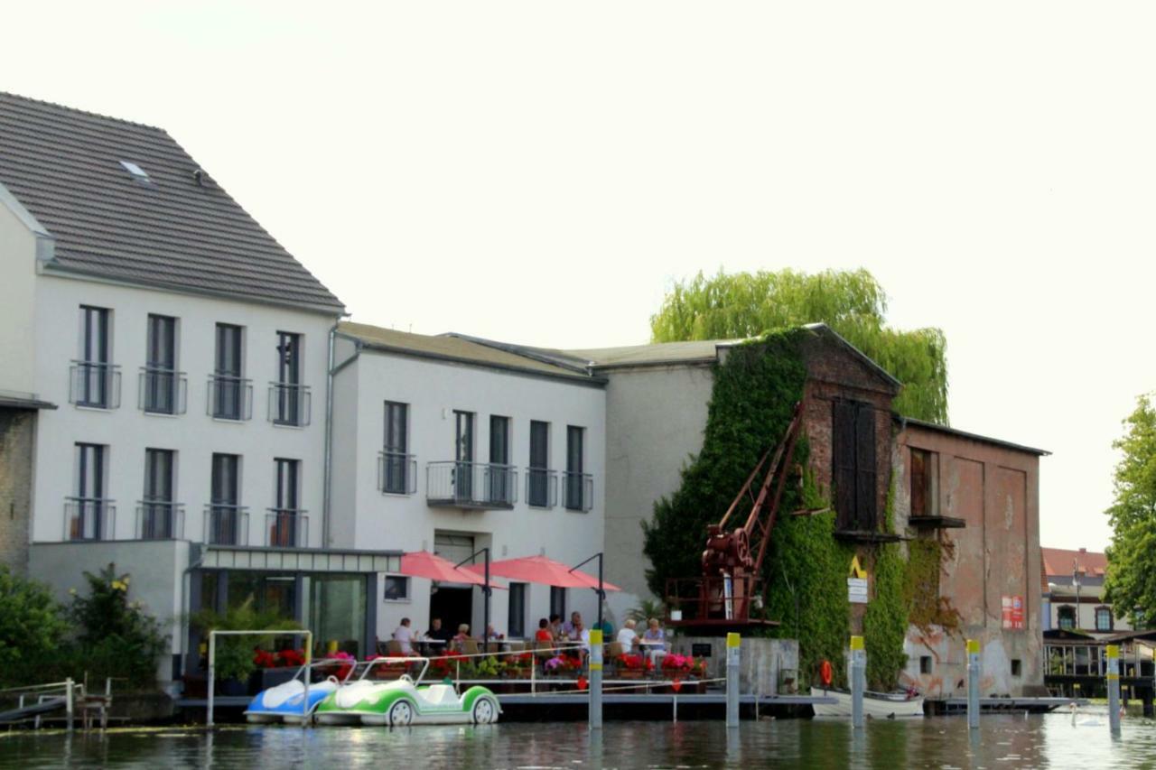 Ferienwohnung Am Pfaffe-Kai Brandenburg  Exterior photo